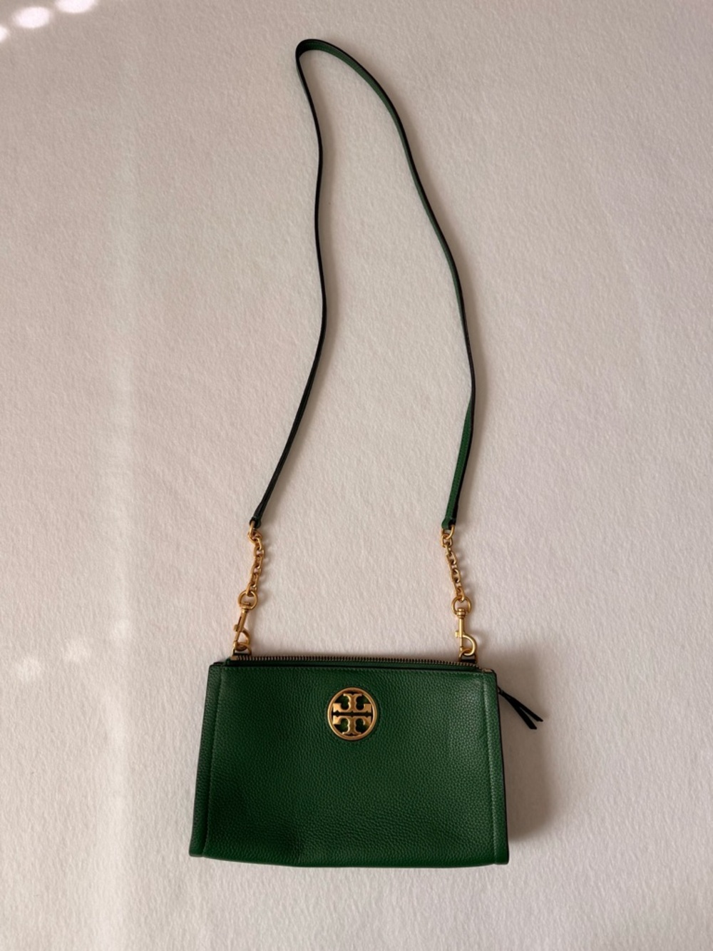Tory Burch Carson Zip Top Crossbody Bag Green - Picture 5 of 9
